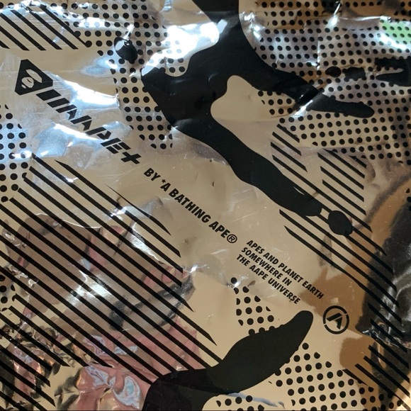 🦍AAPE+ by *A Bathing Ape authentic bag - Picture 3 of 3